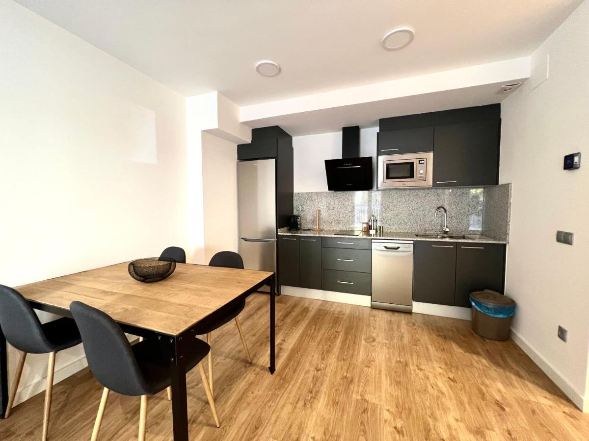 Espot Cowork & Apartments - L'Amfitriona エクステリア 写真