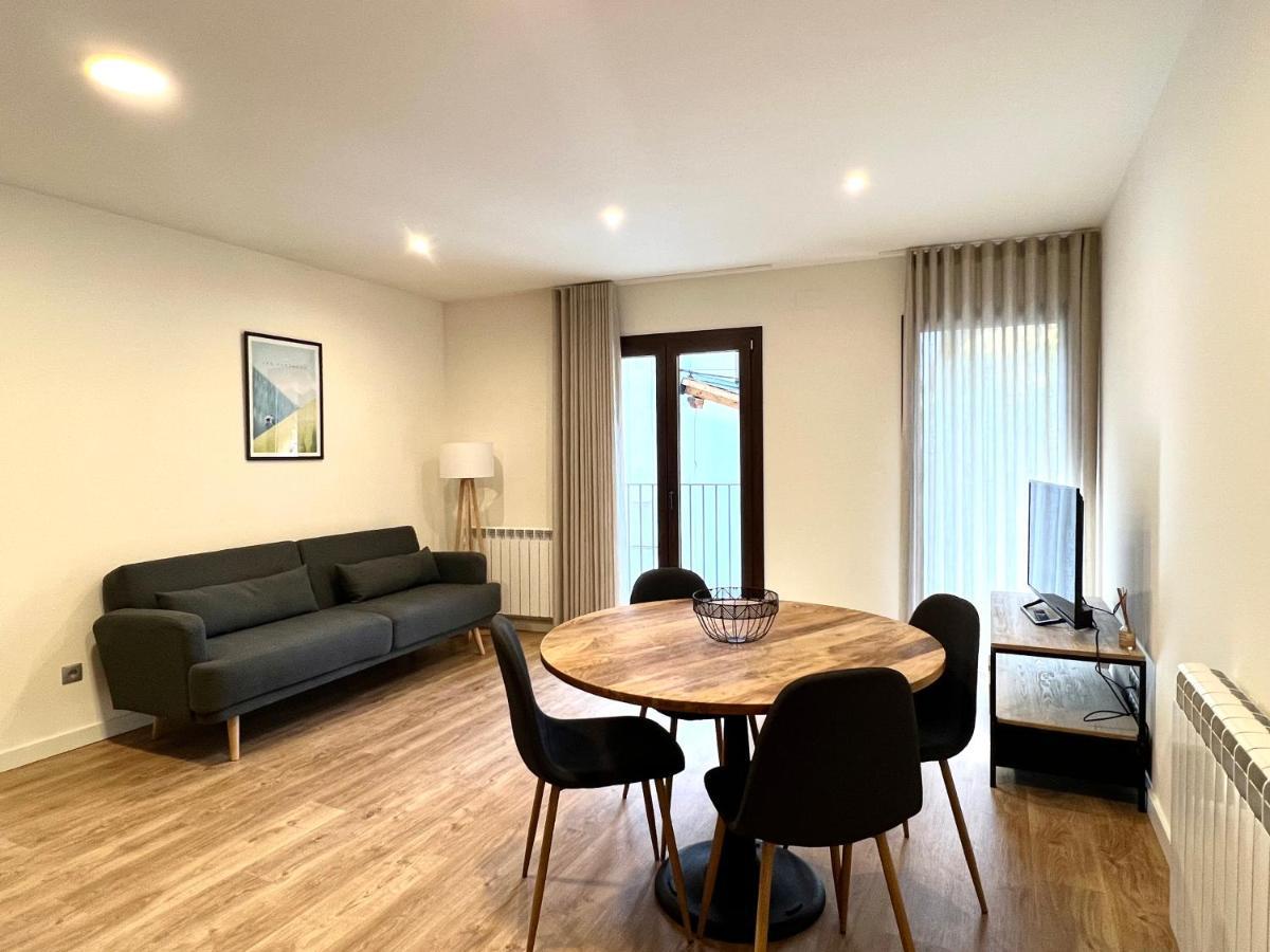 Espot Cowork & Apartments - L'Amfitriona エクステリア 写真
