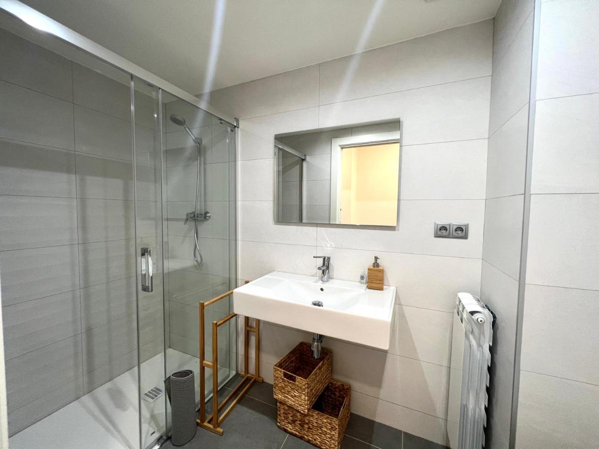 Espot Cowork & Apartments - L'Amfitriona エクステリア 写真