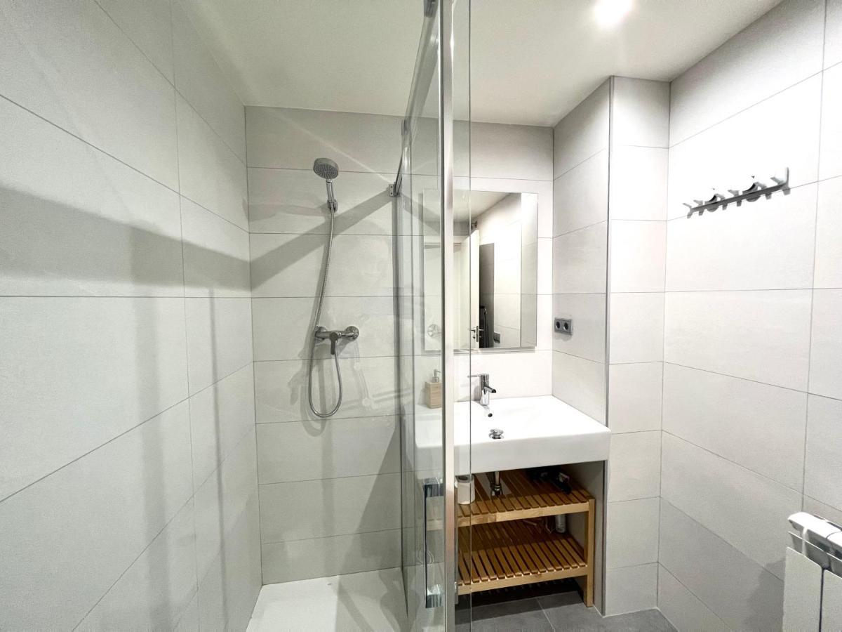 Espot Cowork & Apartments - L'Amfitriona エクステリア 写真
