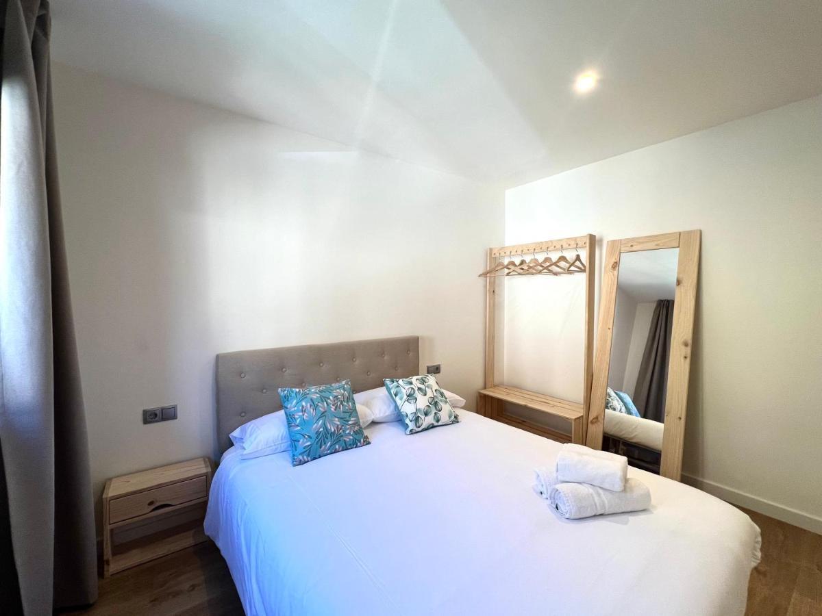 Espot Cowork & Apartments - L'Amfitriona エクステリア 写真