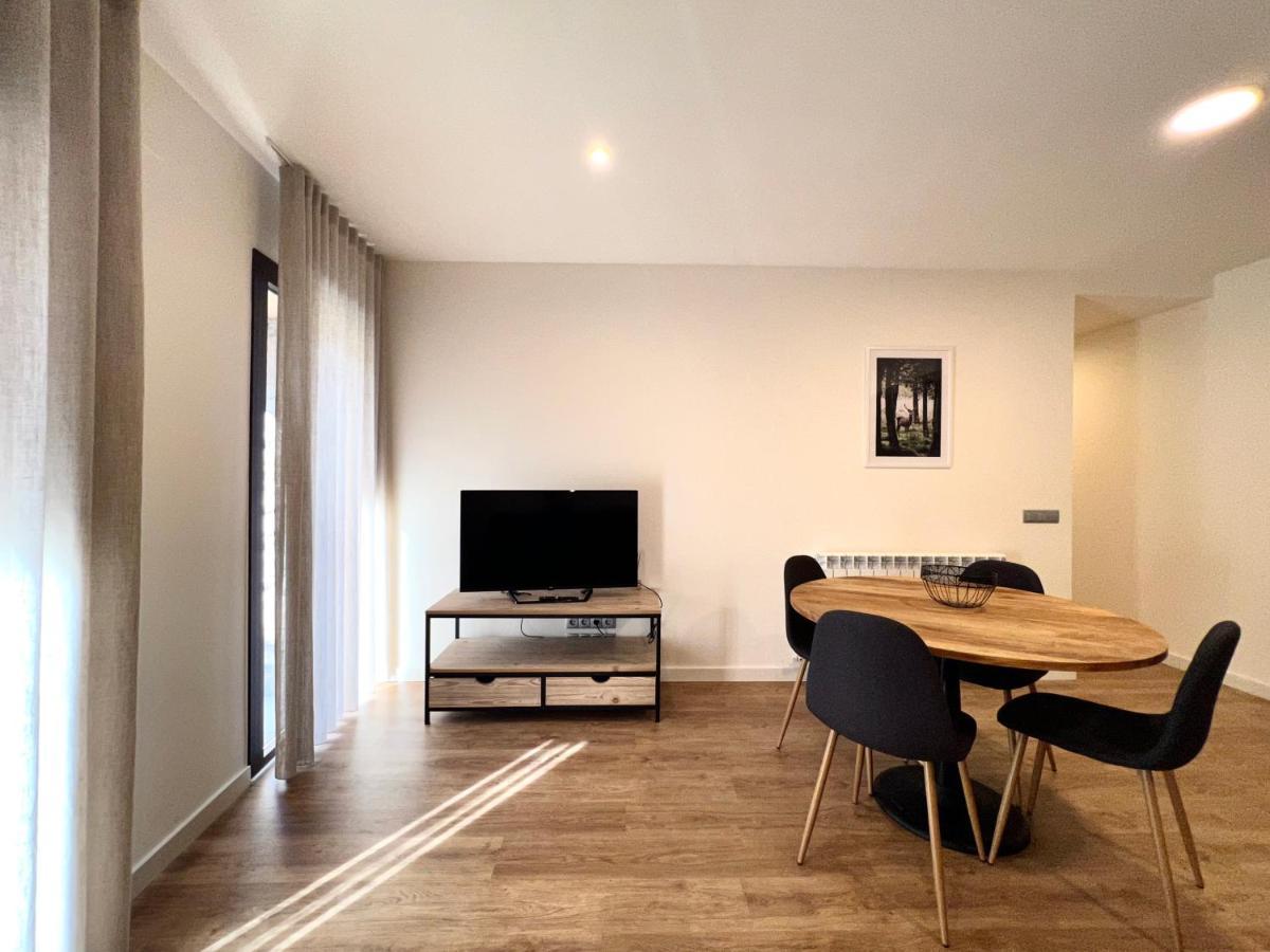 Espot Cowork & Apartments - L'Amfitriona エクステリア 写真