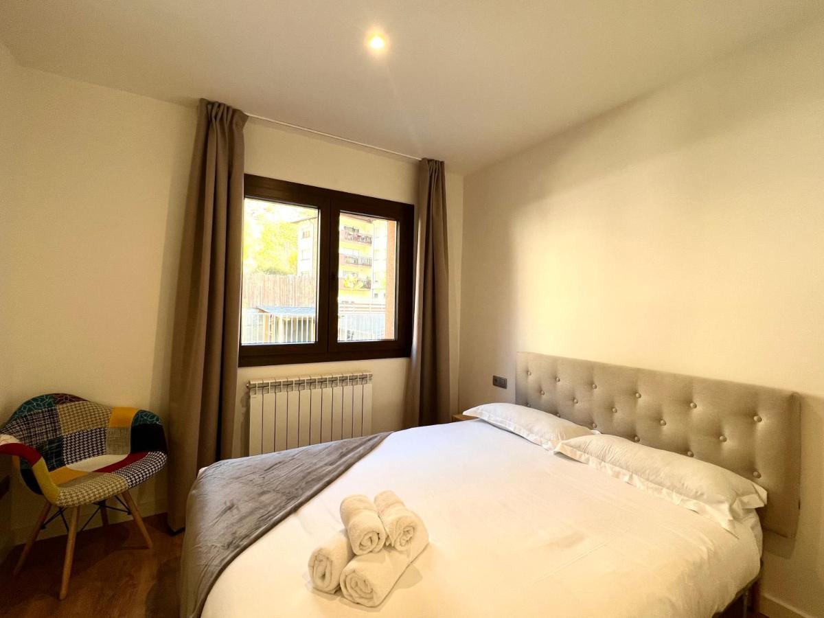 Espot Cowork & Apartments - L'Amfitriona エクステリア 写真