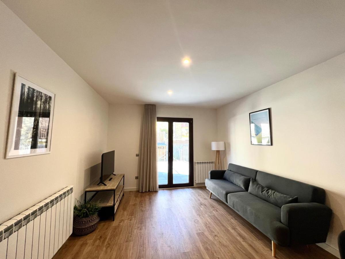 Espot Cowork & Apartments - L'Amfitriona エクステリア 写真