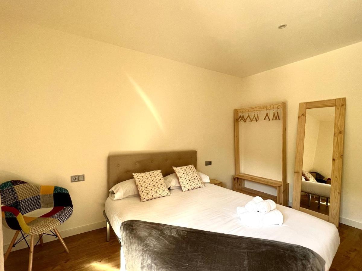 Espot Cowork & Apartments - L'Amfitriona エクステリア 写真